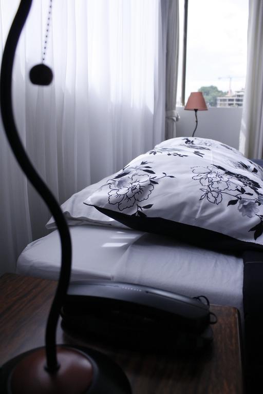 Hotel Santa Monica Bogotá Zimmer foto
